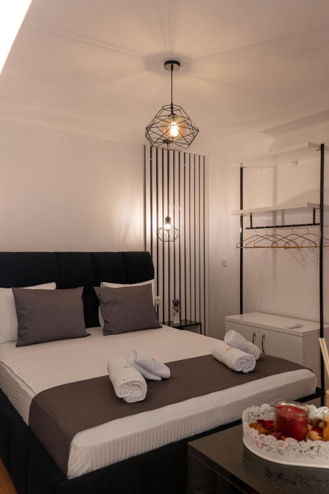 Crown Hf Ksamil Apartamento Exterior foto
