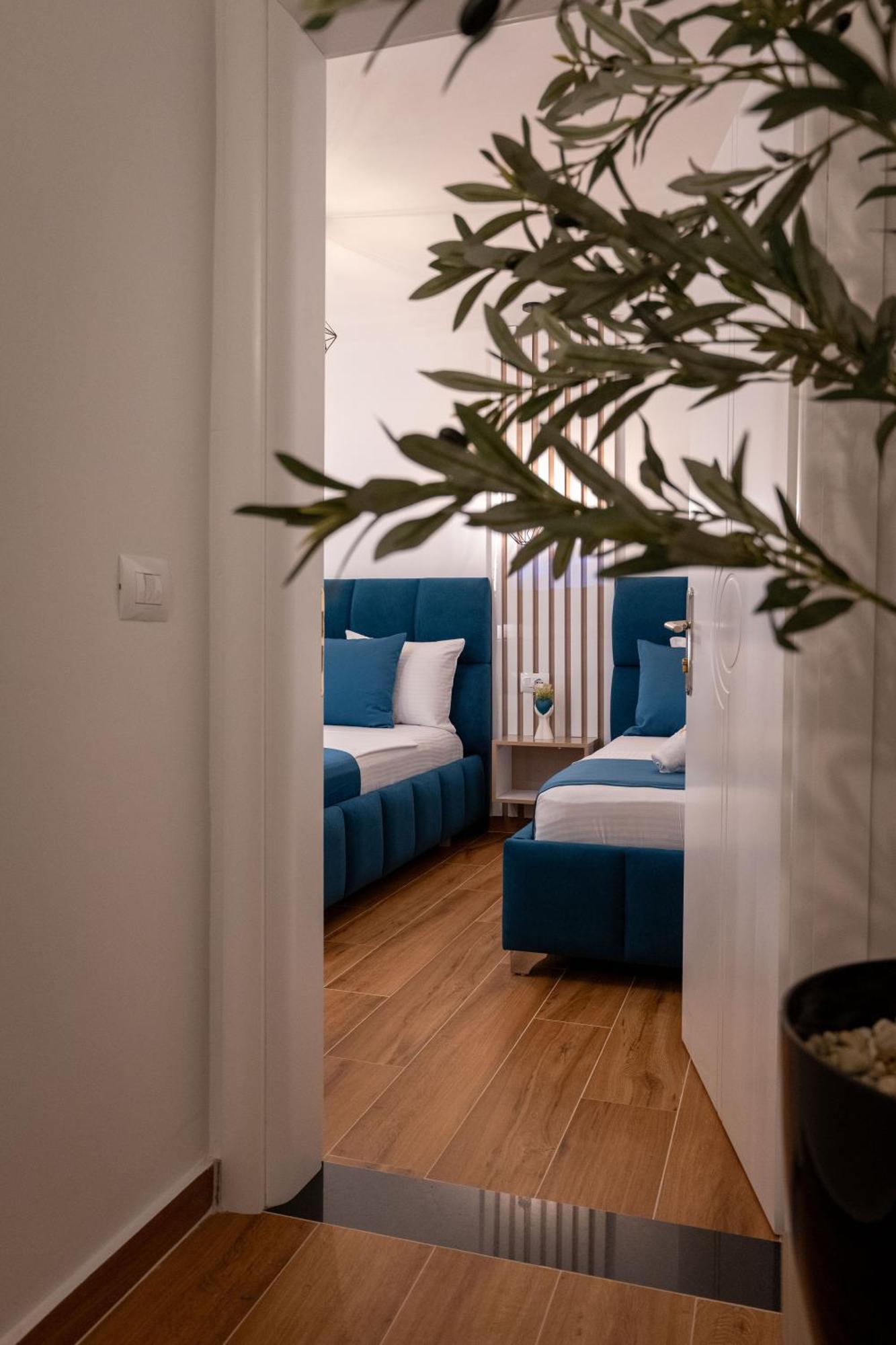 Crown Hf Ksamil Apartamento Exterior foto